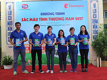 TOA Paint Vietnam Continues Spreading “Color Of Love”